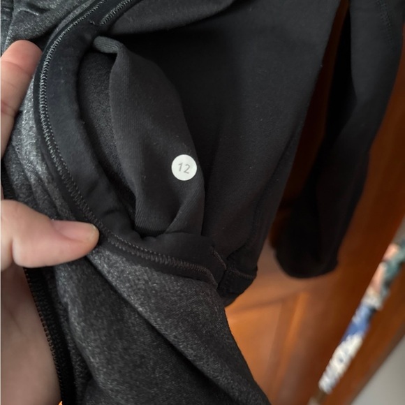 Lululemon Pure Balance Jacket - Picture 5 of 5